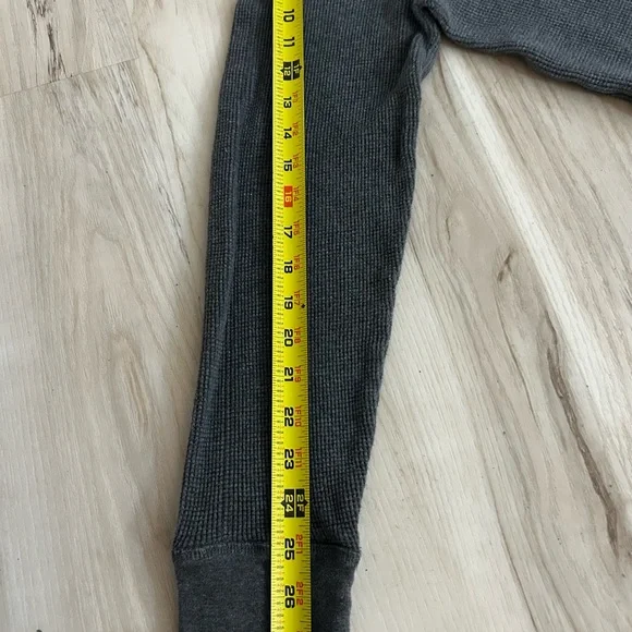 J.Crew XL Gray Waffle Knit Henley Long Sleeve Shirt Thermal Casual Top - Picture 8 of 10